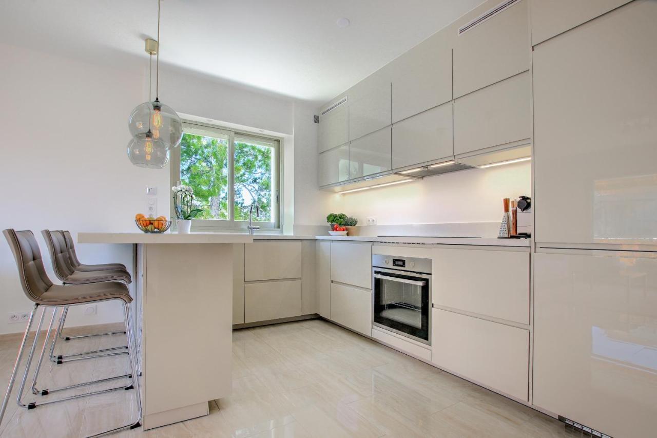 Appartement Modern Family 5 Min To +pool +garage Antibes